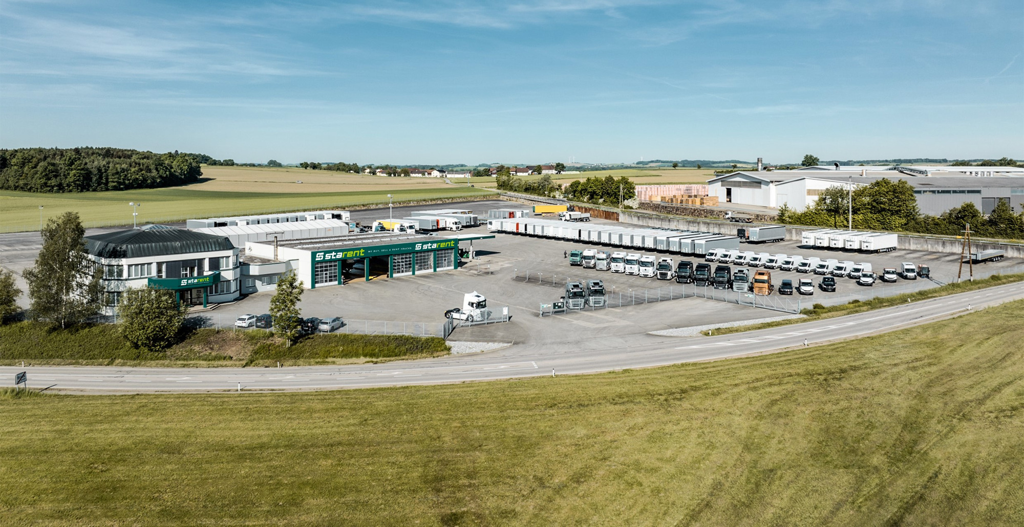 STARENT Truck & Trailer GmbH - Cap tractoare - An: 2025, Austria, cutie de viteze: automată undefined: Foto 1