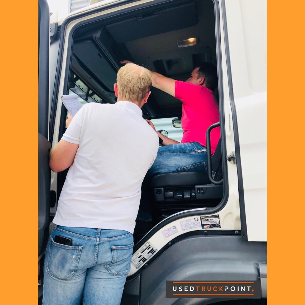 Used Truck Point BV - Cap tractoare MAN undefined: Foto 3