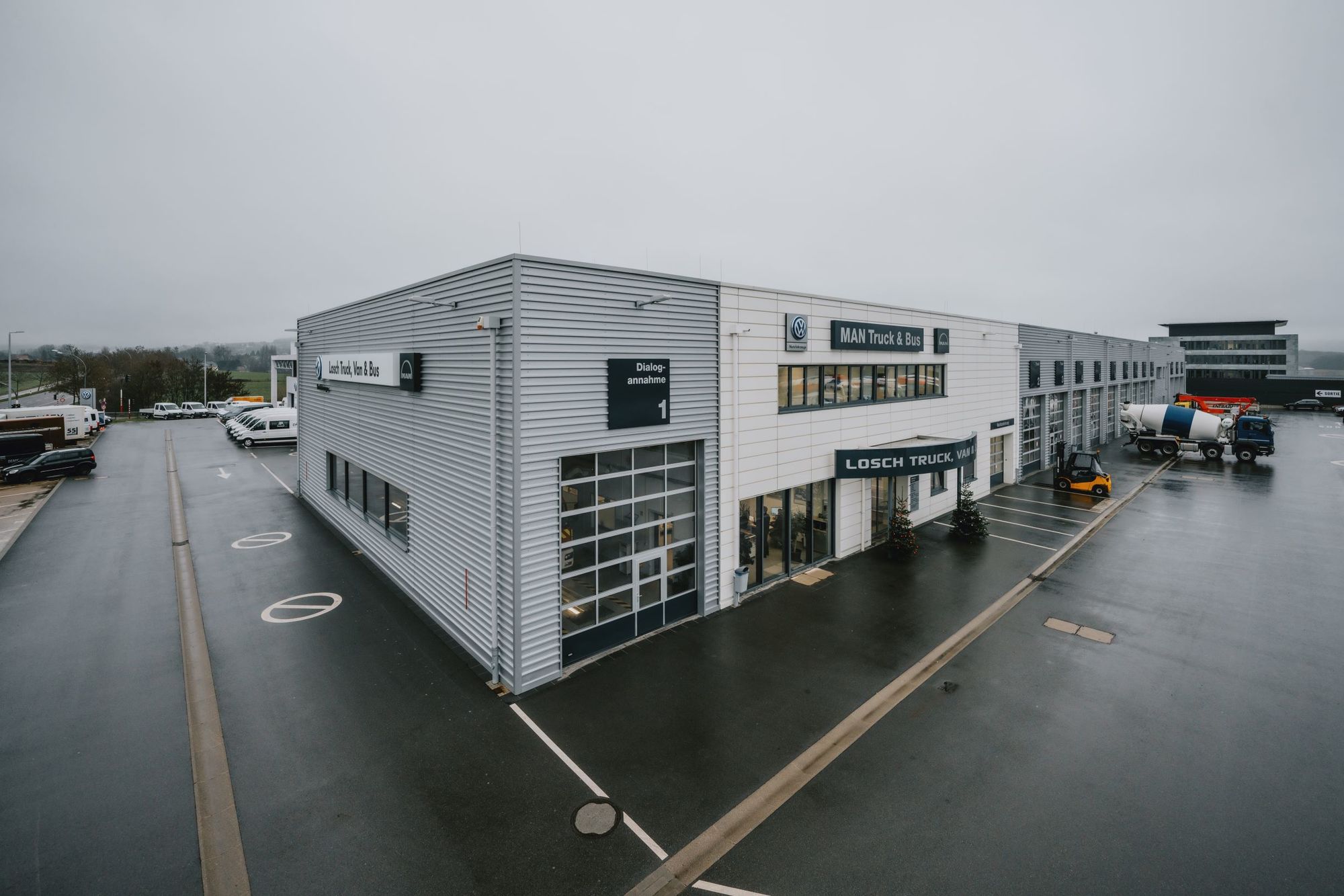 Garage Losch Truck, Van & Bus S.à r.l. - Cap tractoare - Luxemburg, aer condiționat undefined: Foto 1