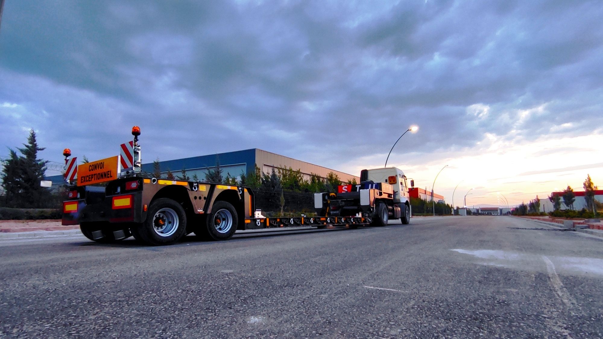 STU TRAILER DORSE ITHALAT IHRACAT LTD. STI. - oferta de vinzare undefined: Foto 4