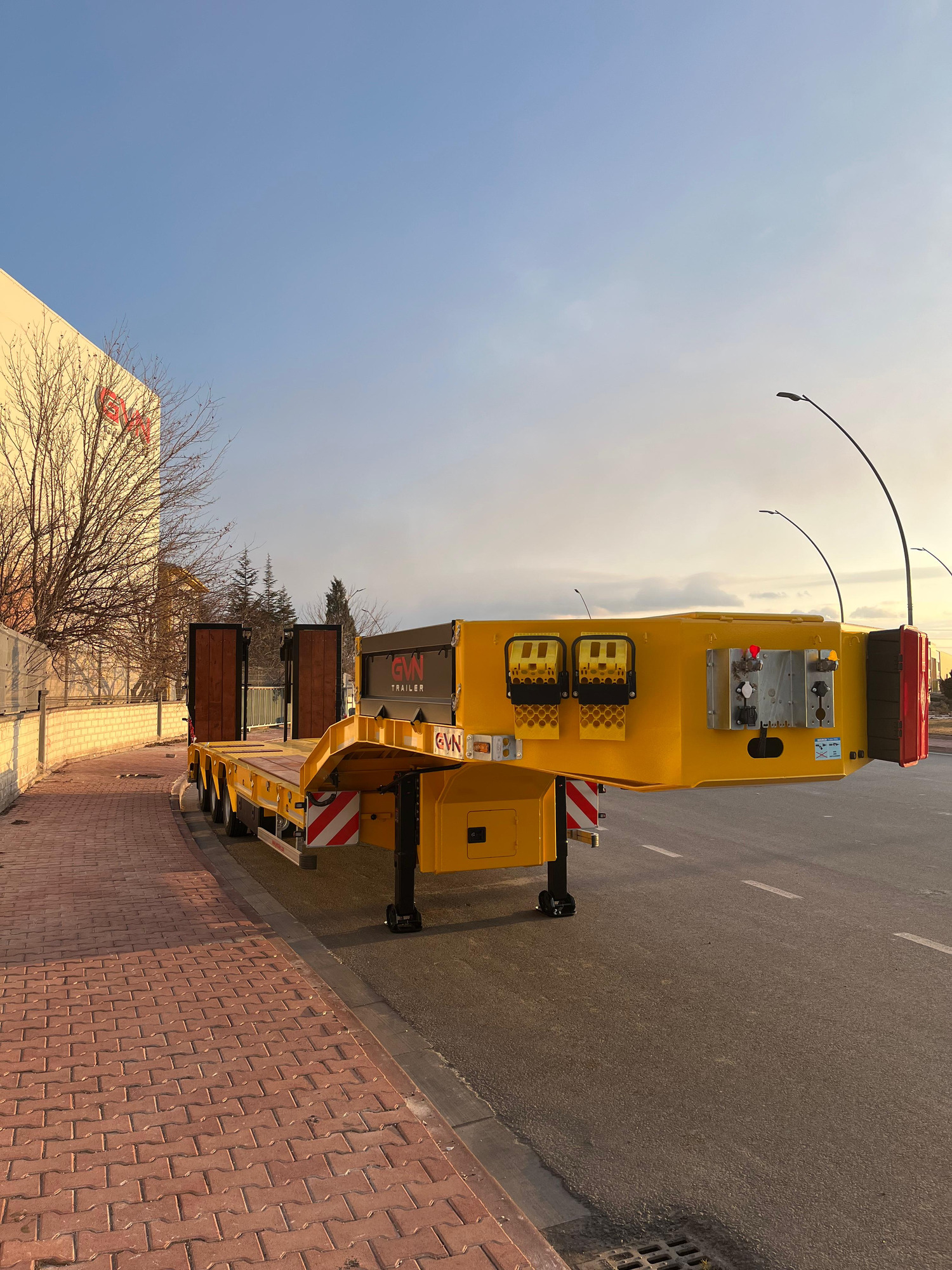 GVN TRAILER undefined: Foto 4