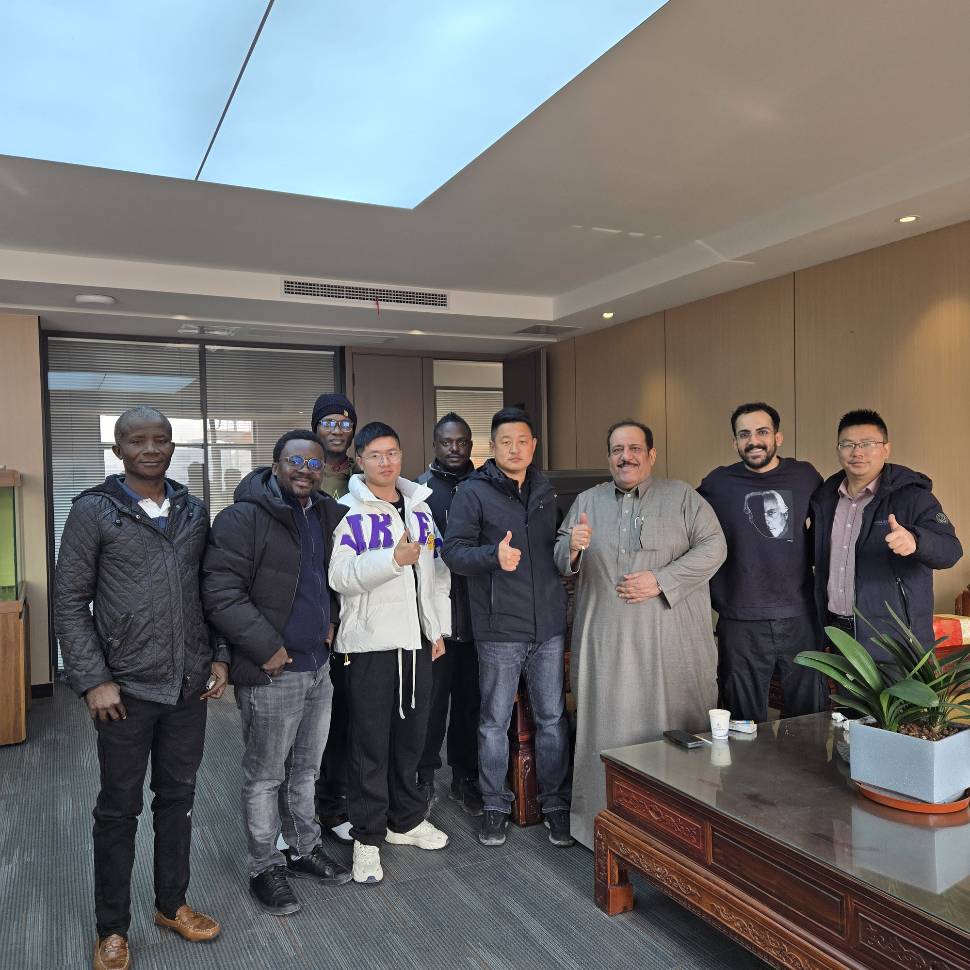 Toaks International Trading Company - Autobuze TOYOTA - An: 2004, LPG undefined: Foto 5