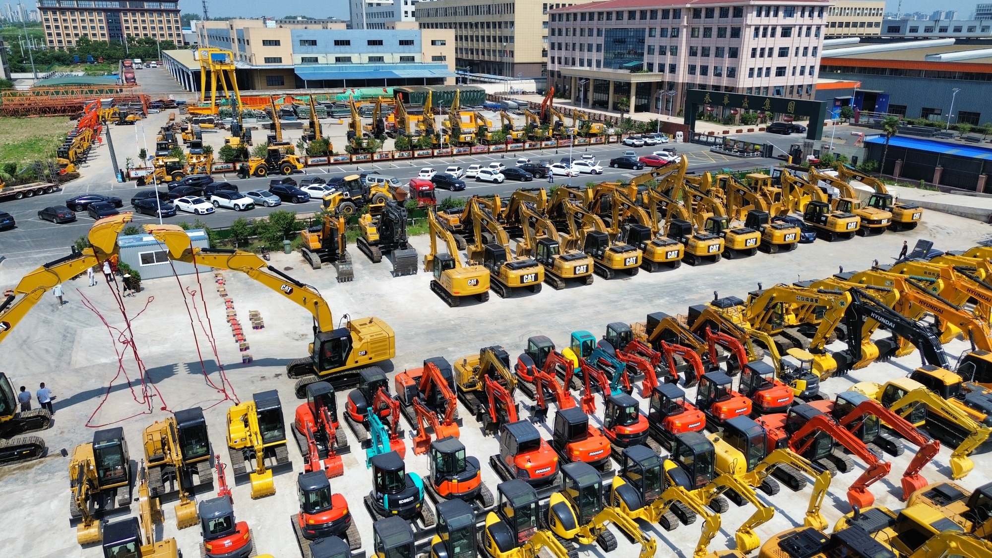 Toaks International Trading Company - Autobuze TOYOTA - An: 2004, LPG undefined: Foto 2