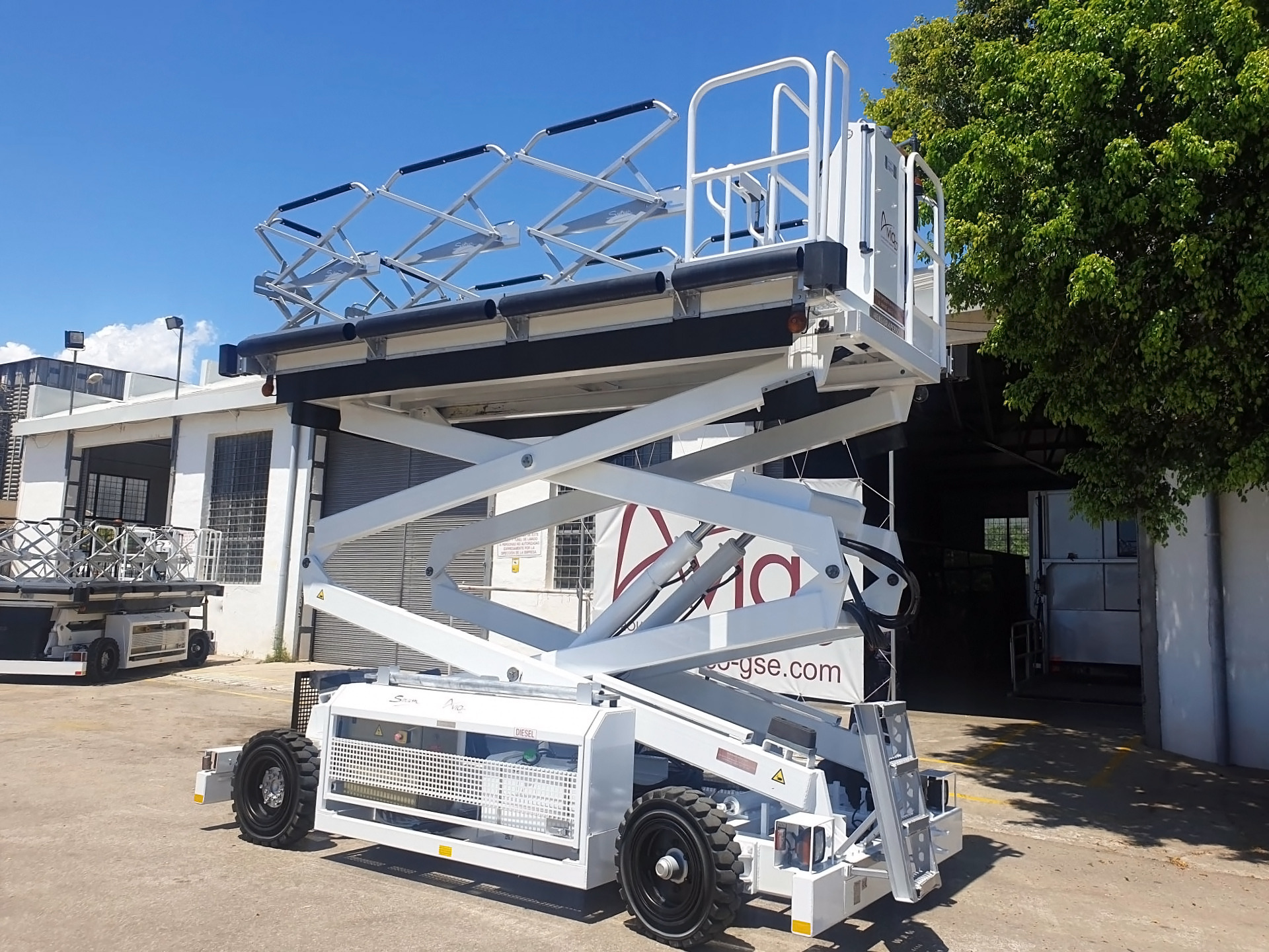 AVIACO GSE - Echipamente aeroportuare TLD - An: 2009, diesel undefined: Foto 18