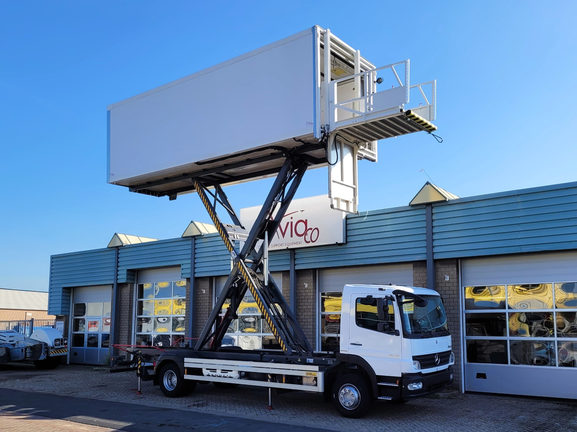 AVIACO GSE - Echipamente aeroportuare TLD - An: 2009, diesel undefined: Foto 87