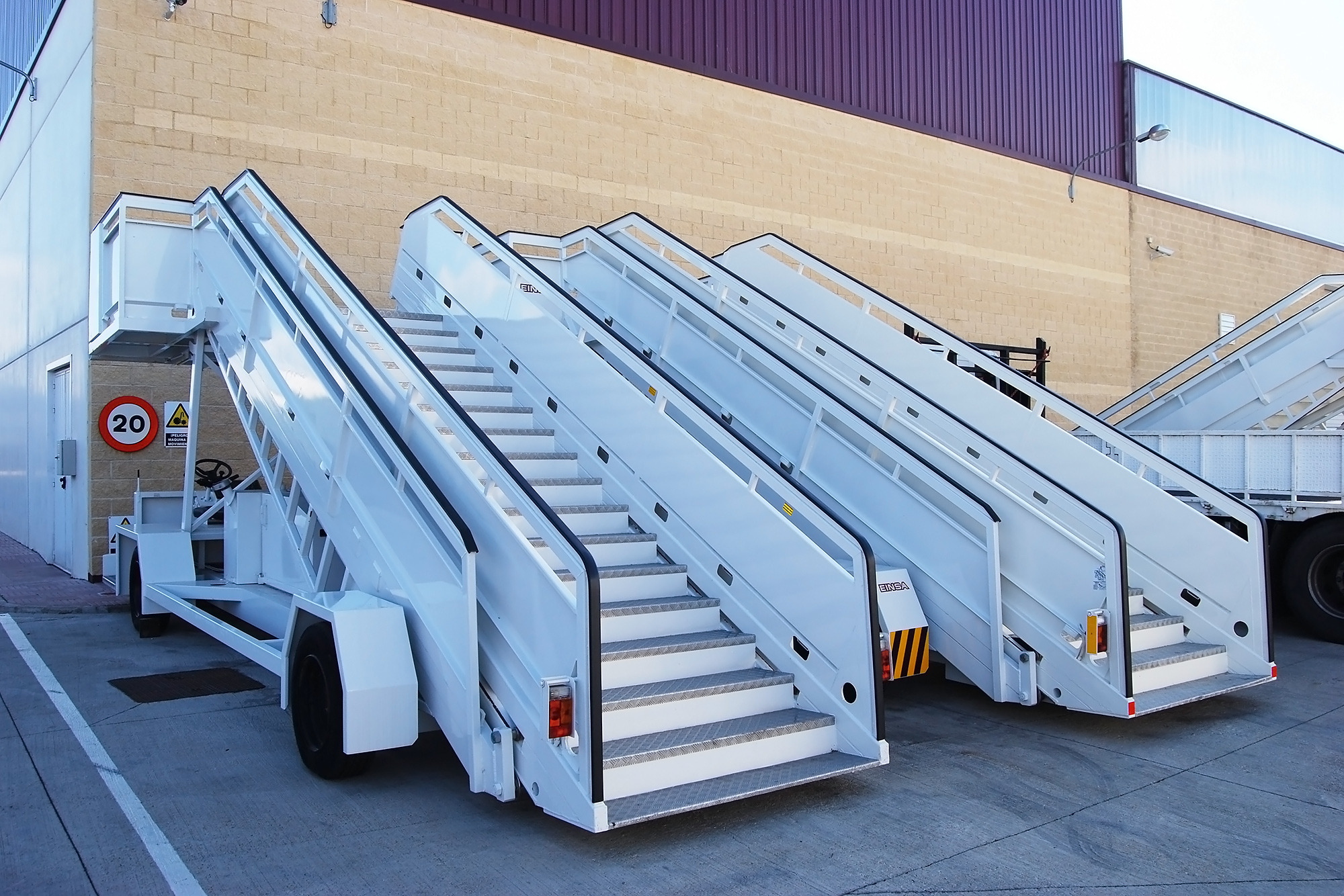 AVIACO GSE - Echipamente aeroportuare TLD - An: 2009, diesel undefined: Foto 71