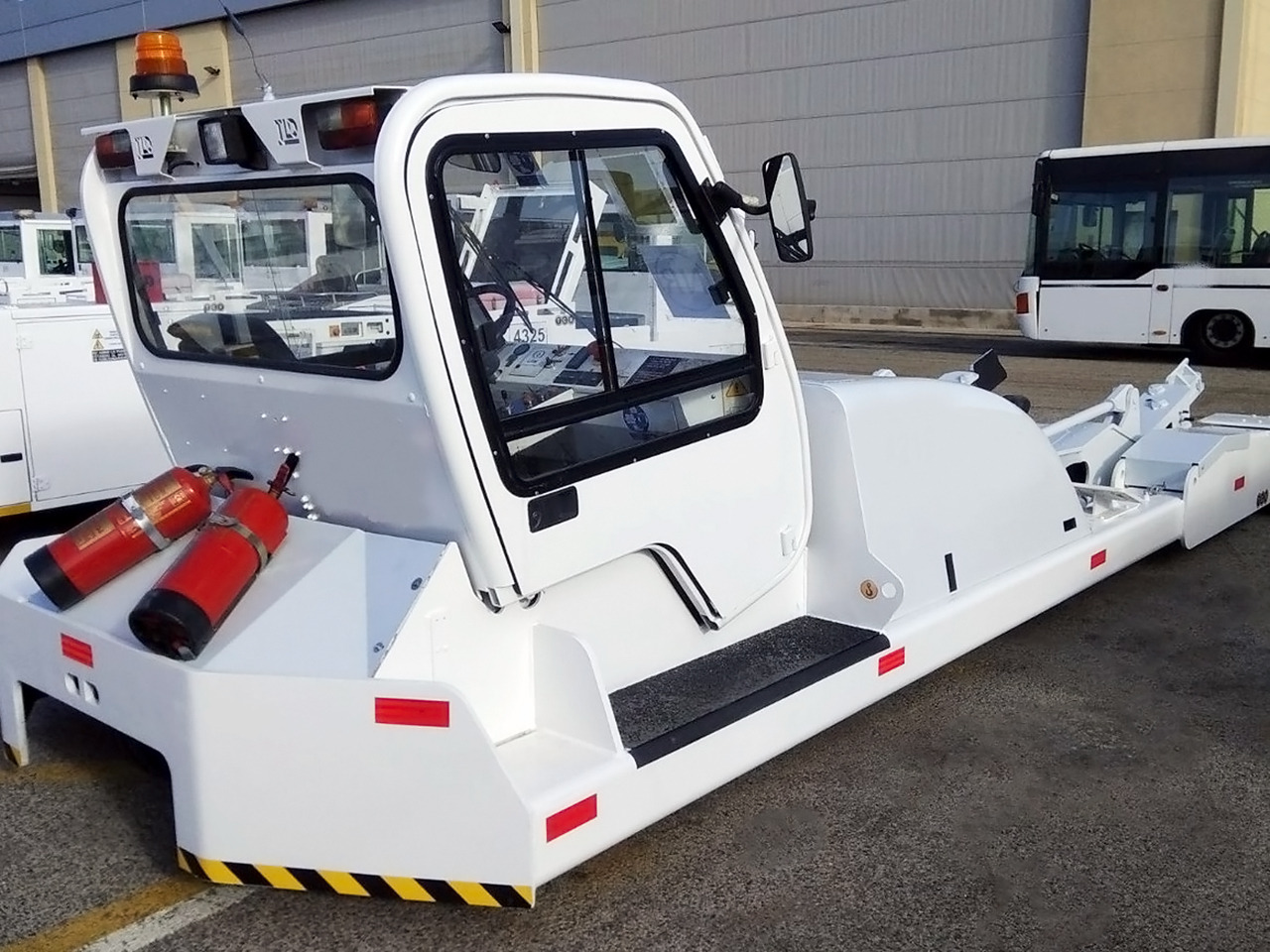 AVIACO GSE - Echipamente aeroportuare TLD - An: 2009, diesel undefined: Foto 24