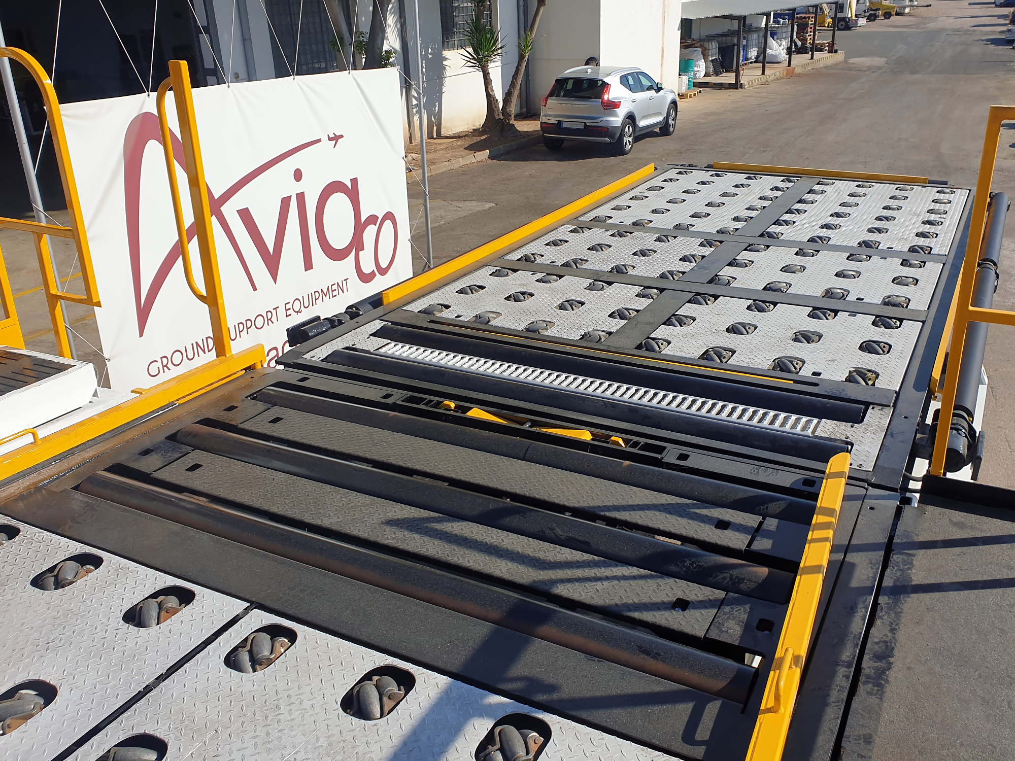 AVIACO GSE - Echipamente aeroportuare TLD - An: 2009, diesel undefined: Foto 65