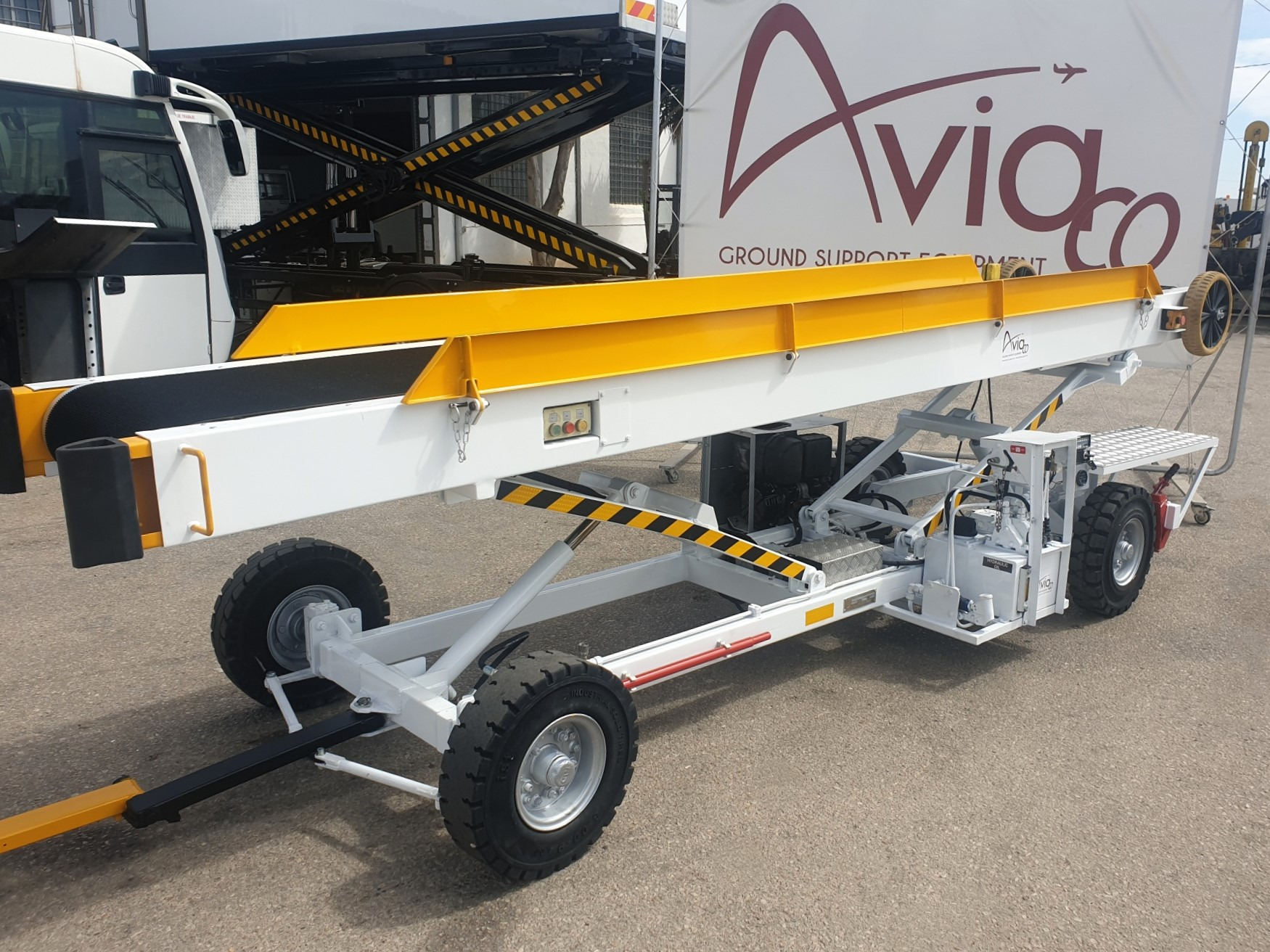 AVIACO GSE - Echipamente aeroportuare TLD - An: 2009, diesel undefined: Foto 97