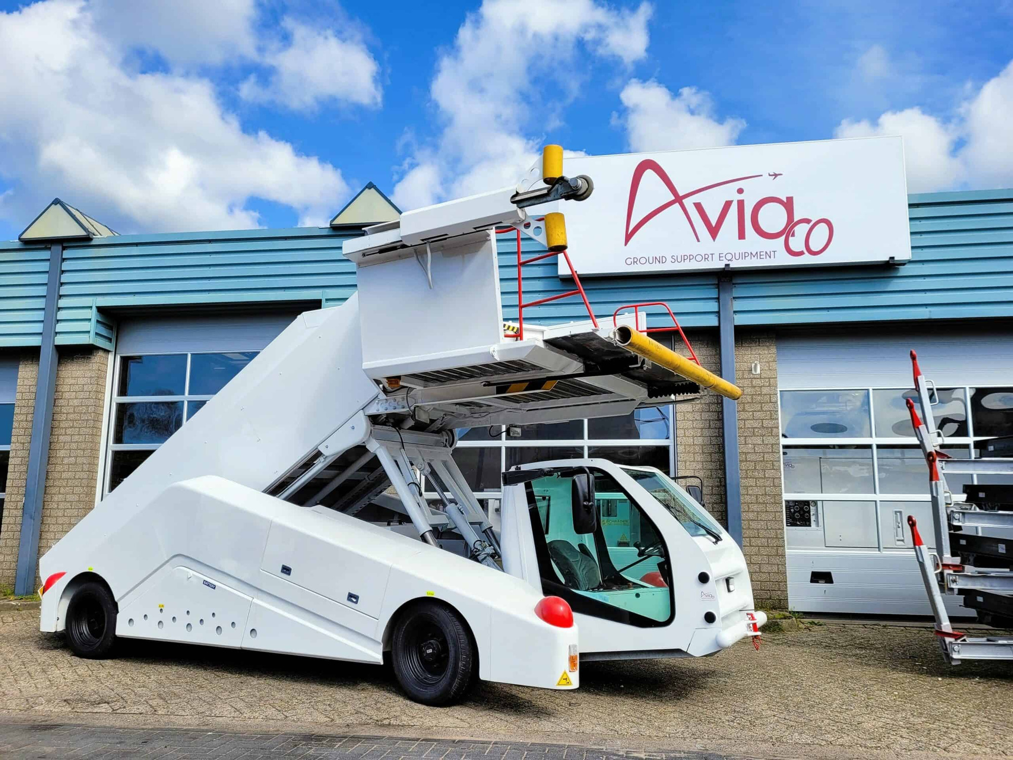 AVIACO GSE - Echipamente aeroportuare TLD - An: 2009, diesel undefined: Foto 58