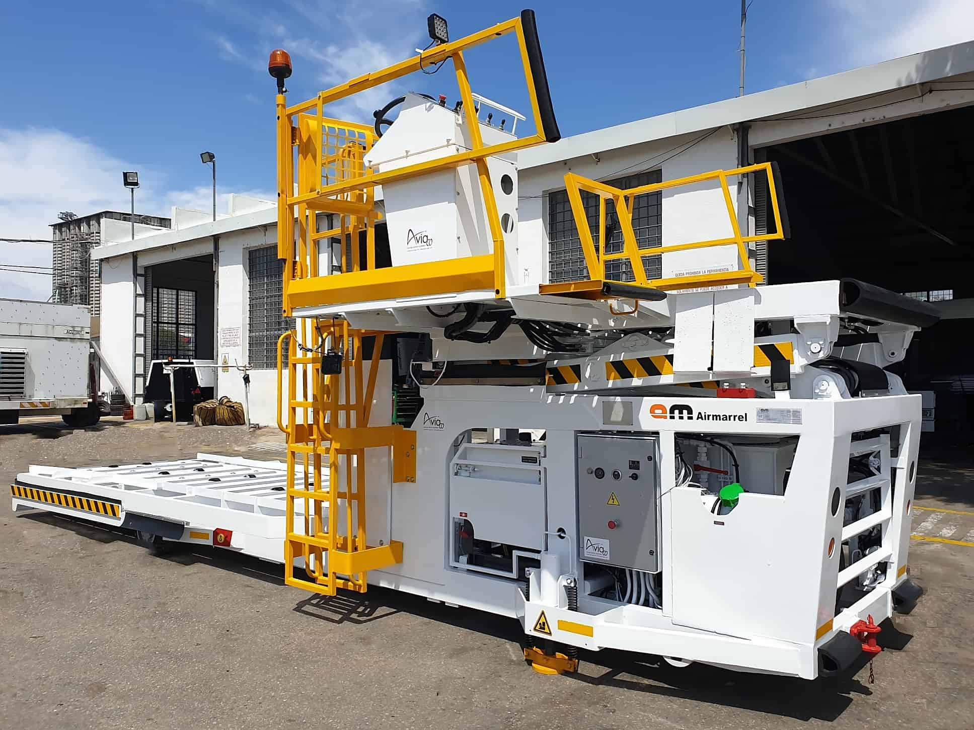 AVIACO GSE - Echipamente aeroportuare TLD - An: 2009, diesel undefined: Foto 59