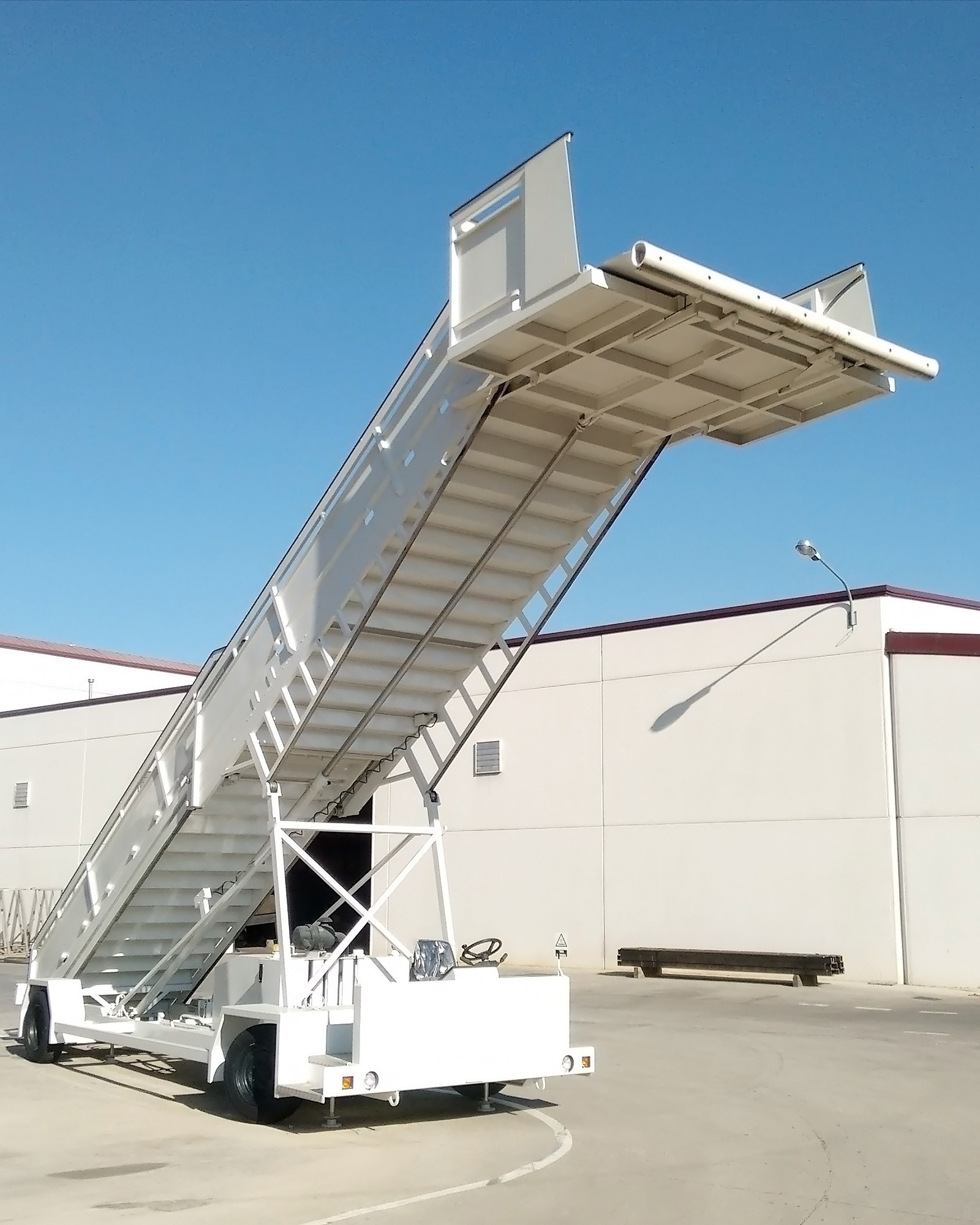 AVIACO GSE - Echipamente aeroportuare TLD - An: 2009, diesel undefined: Foto 72