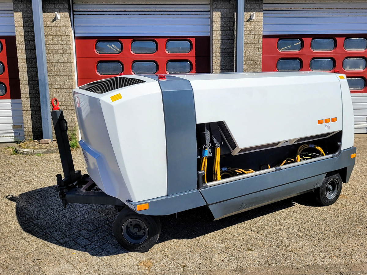 AVIACO GSE - Echipamente aeroportuare TLD - An: 2009, diesel undefined: Foto 30