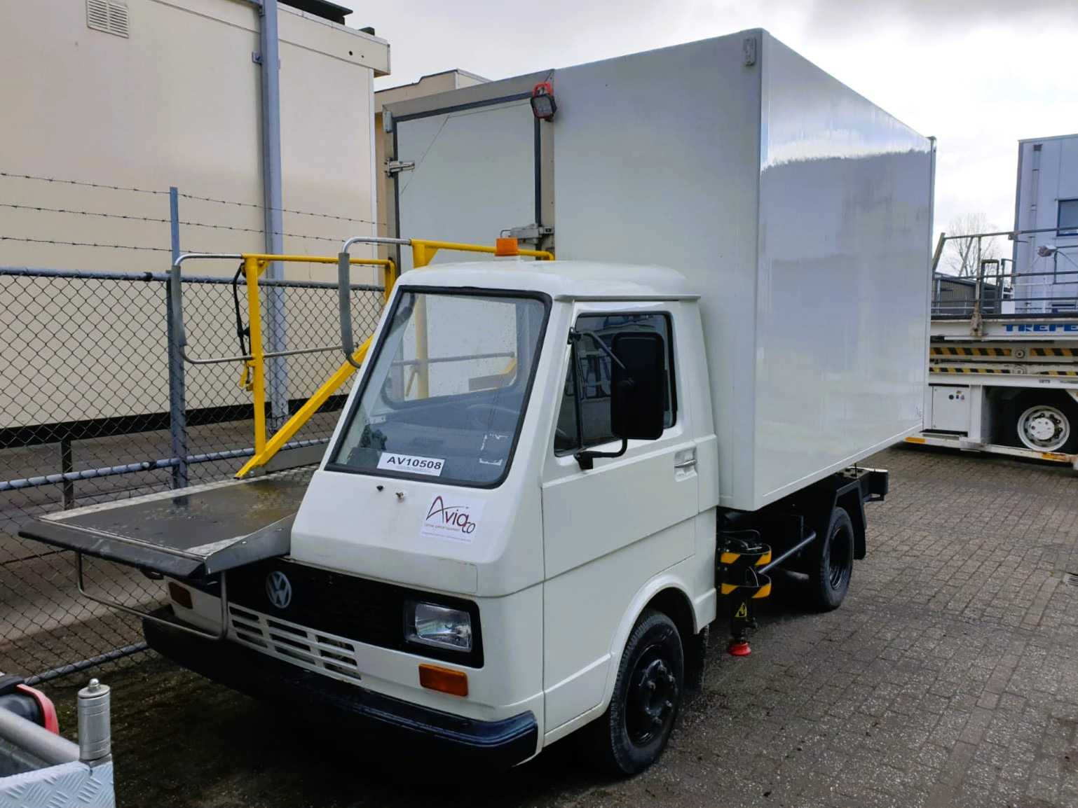 AVIACO GSE - Echipamente aeroportuare TLD - An: 2009, diesel undefined: Foto 99