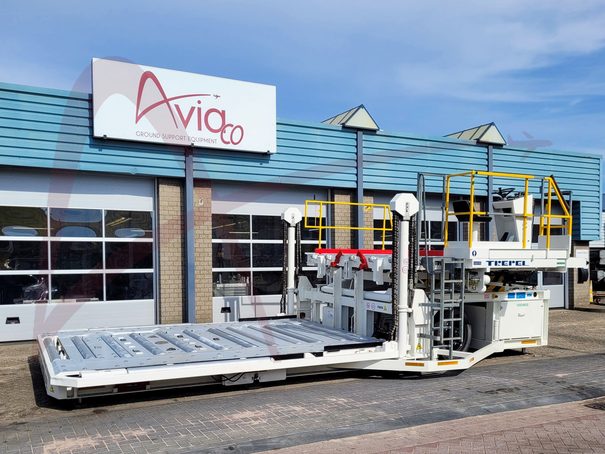 AVIACO GSE - Echipamente aeroportuare TLD - An: 2009, diesel undefined: Foto 1