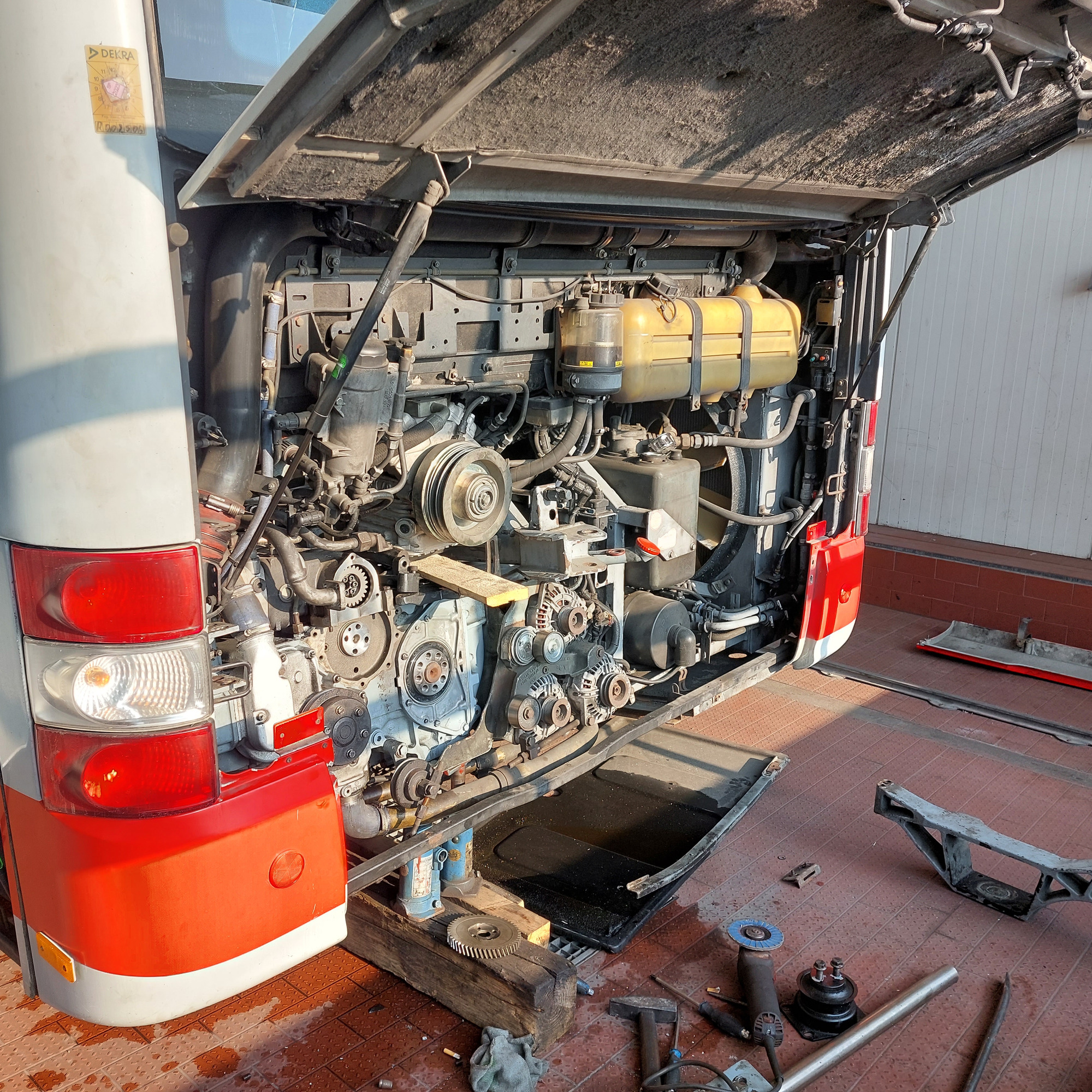 ENTECH SERVICE SPÓŁKA Z OGRANICZONĄ ODPOWIEDZIALNOŚCIĄ - Piese de schimb MAN - Polonia undefined: Foto 38