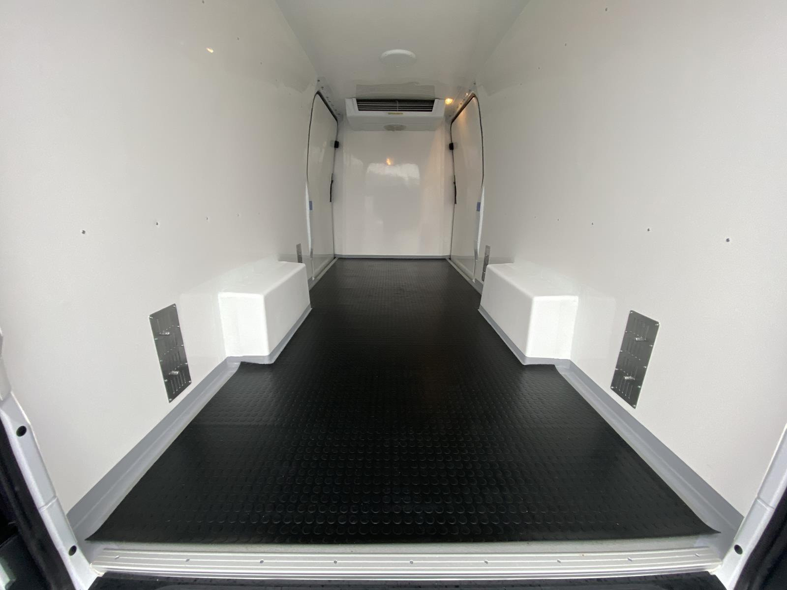 RINZ ROS d.o.o. (GmbH) - Autoutilitare undefined: Foto 14