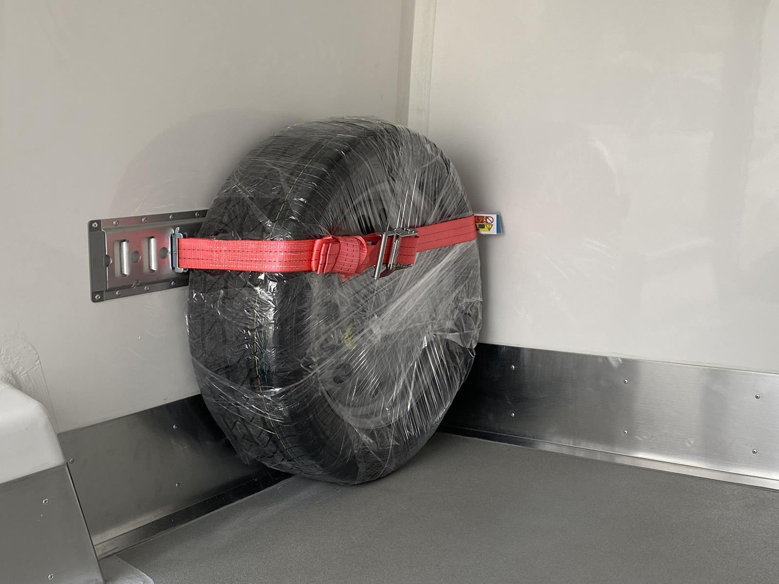 RINZ ROS d.o.o. (GmbH) - Autoutilitare undefined: Foto 45