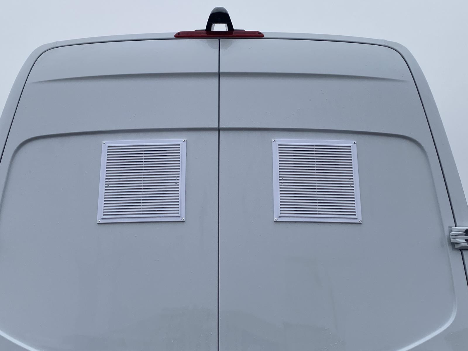 RINZ ROS d.o.o. (GmbH) - Autoutilitare undefined: Foto 17