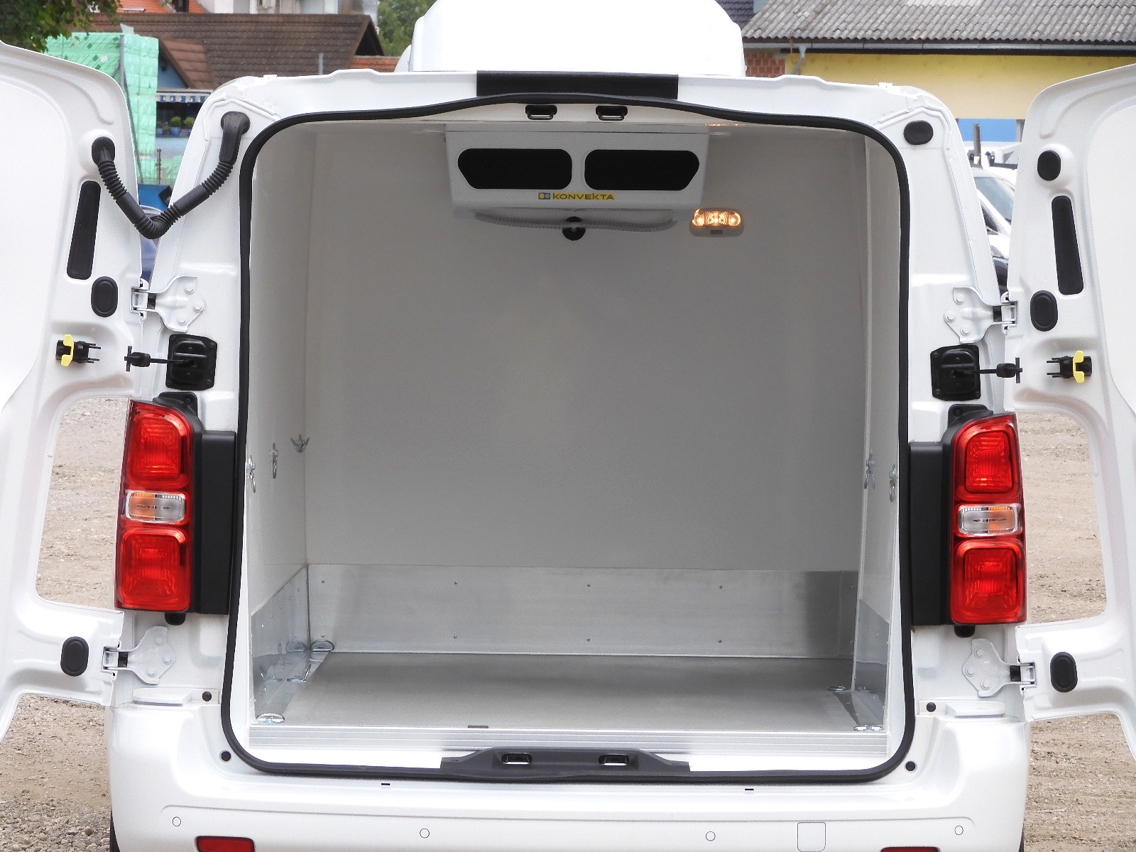 RINZ ROS d.o.o. (GmbH) - Autoutilitare undefined: Foto 61