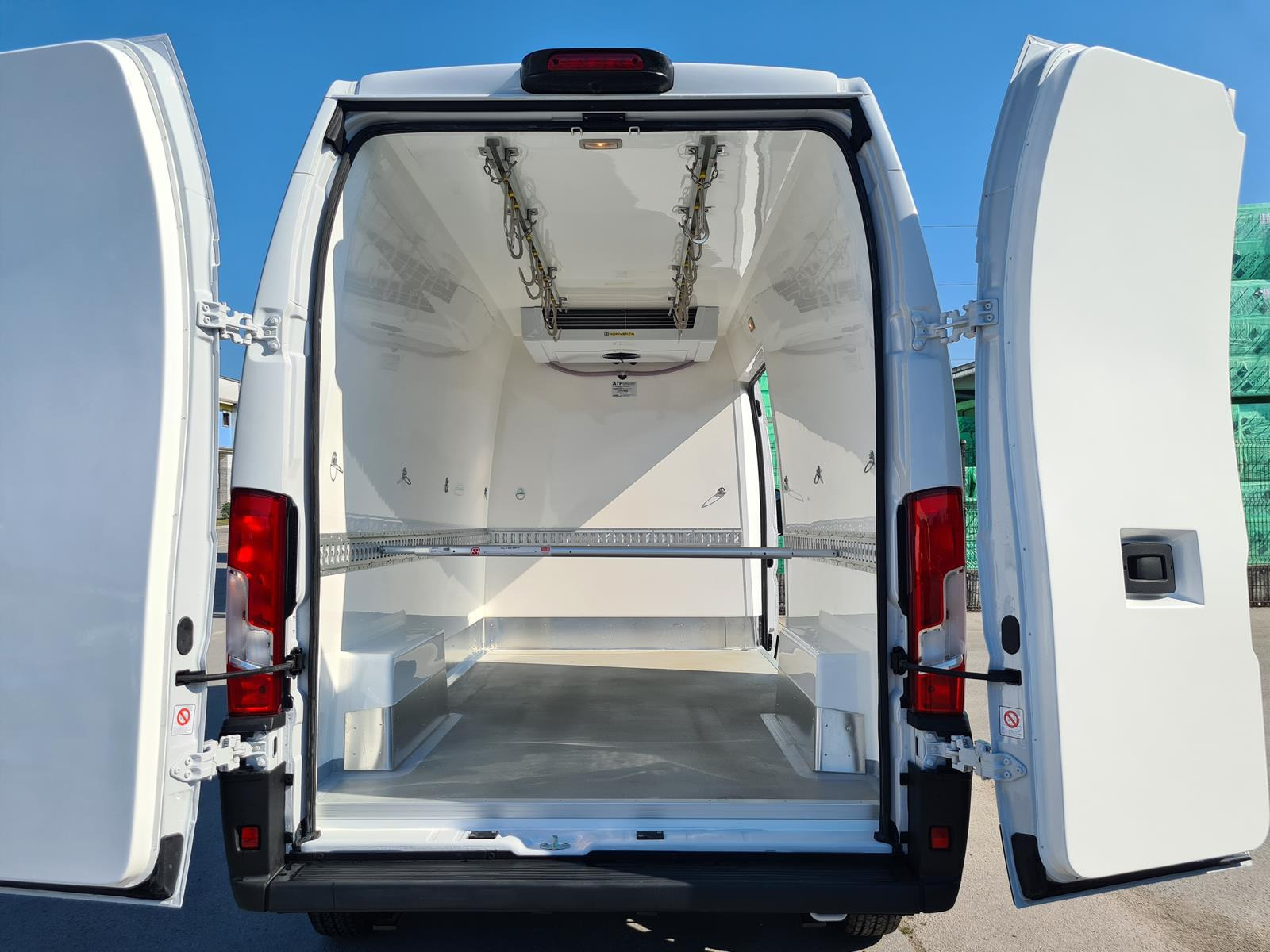 RINZ ROS d.o.o. (GmbH) - Autoutilitare undefined: Foto 36