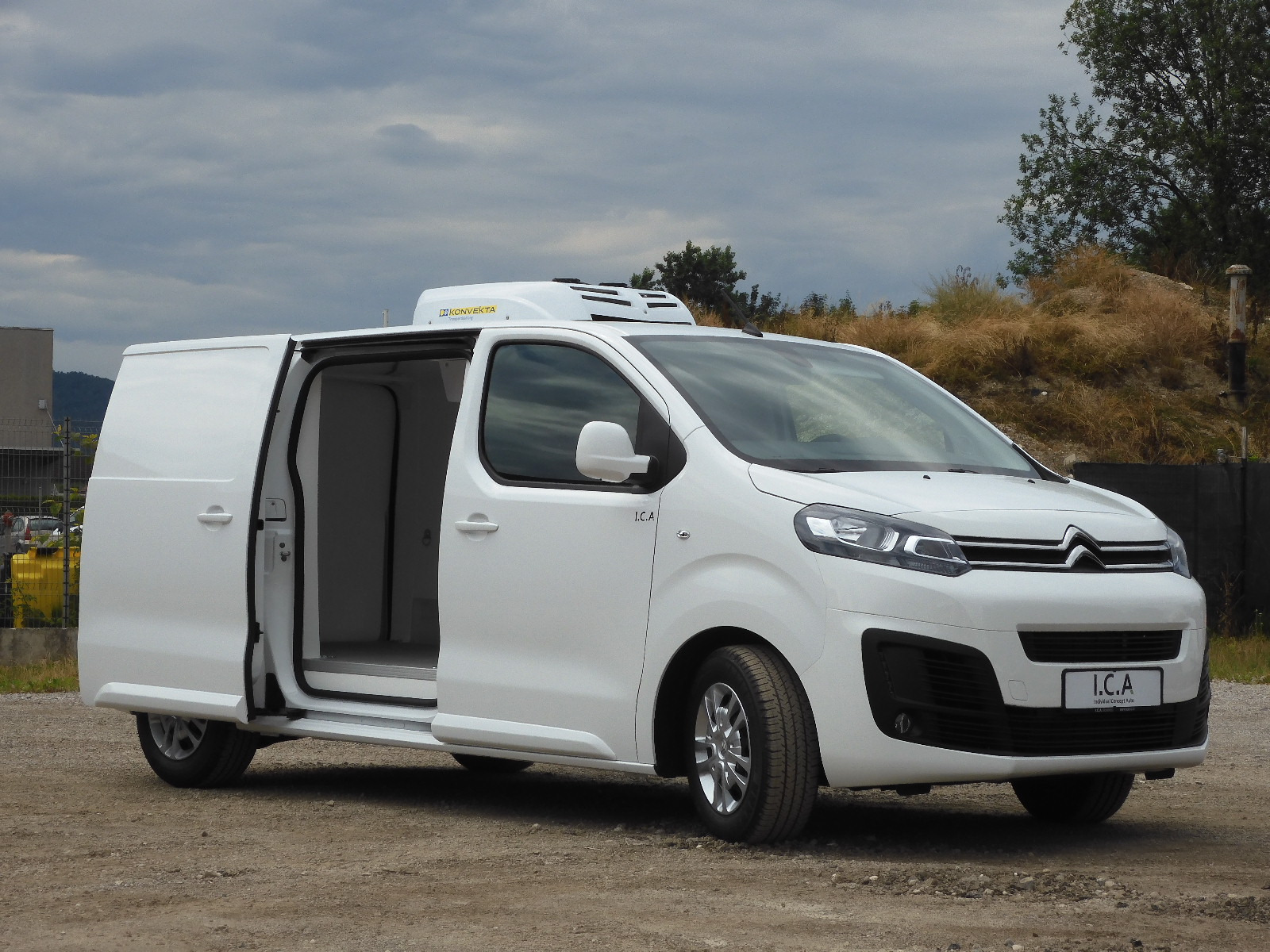 RINZ ROS d.o.o. (GmbH) - Autoutilitare undefined: Foto 58