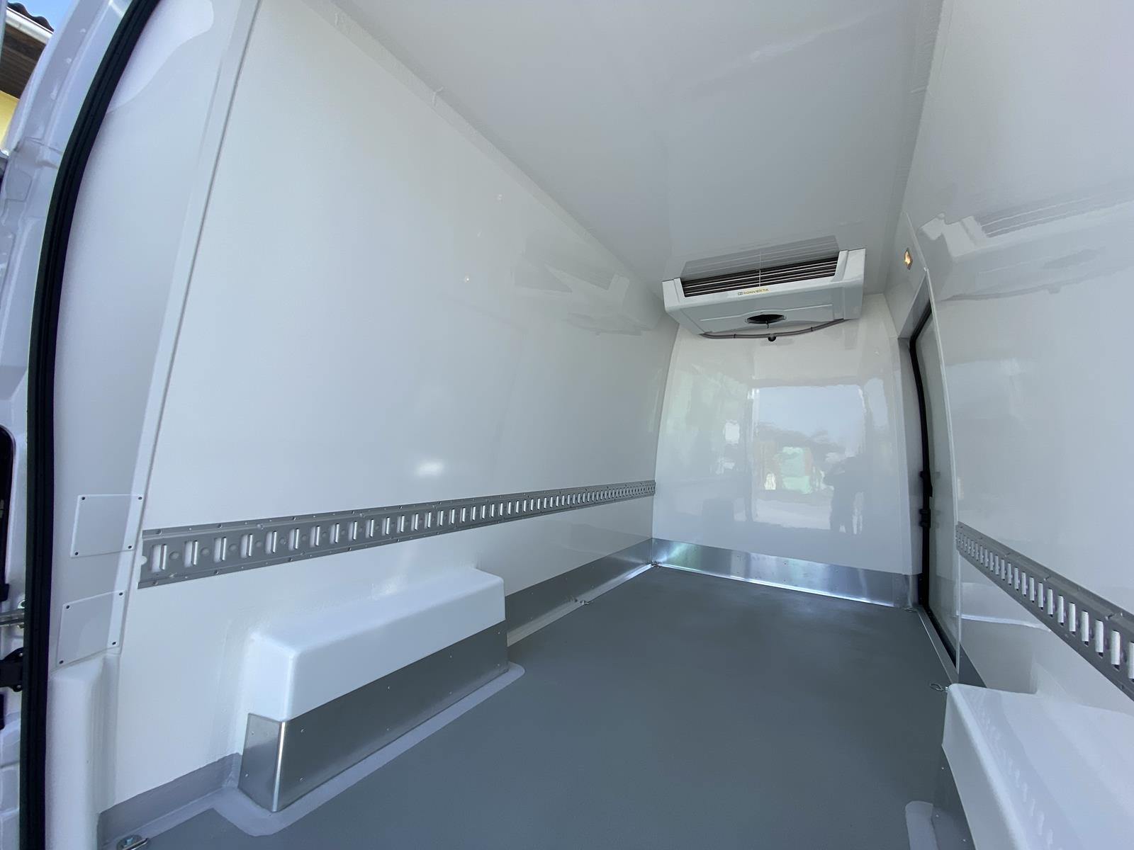 RINZ ROS d.o.o. (GmbH) - Autoutilitare undefined: Foto 20