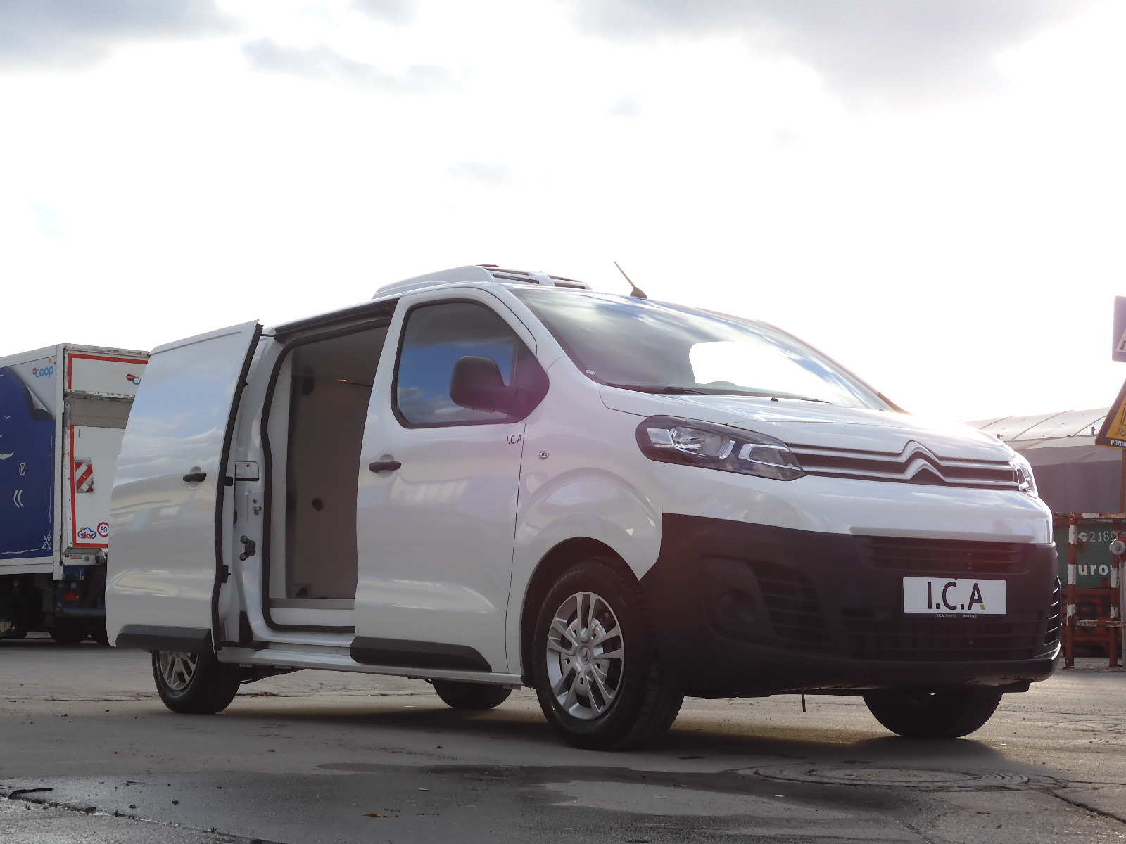 RINZ ROS d.o.o. (GmbH) - Autoutilitare undefined: Foto 52