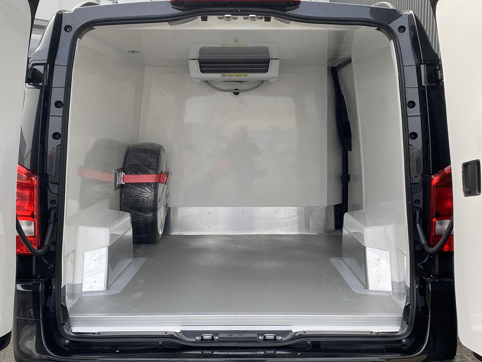 RINZ ROS d.o.o. (GmbH) - Autoutilitare undefined: Foto 44