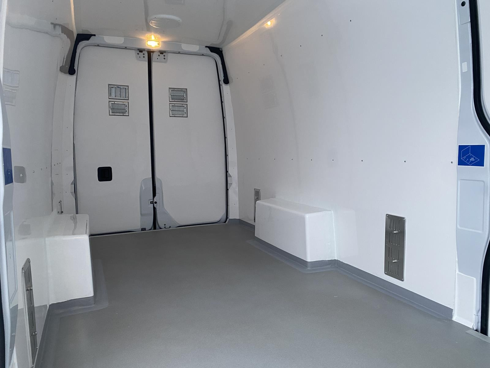 RINZ ROS d.o.o. (GmbH) - Autoutilitare undefined: Foto 16