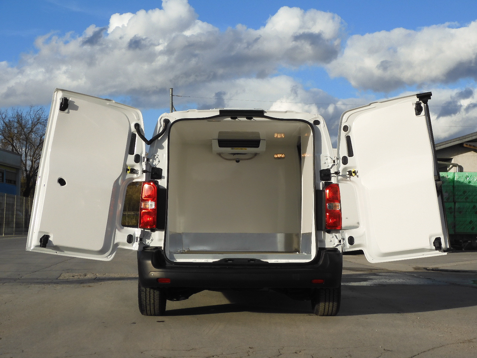 RINZ ROS d.o.o. (GmbH) - Autoutilitare undefined: Foto 53