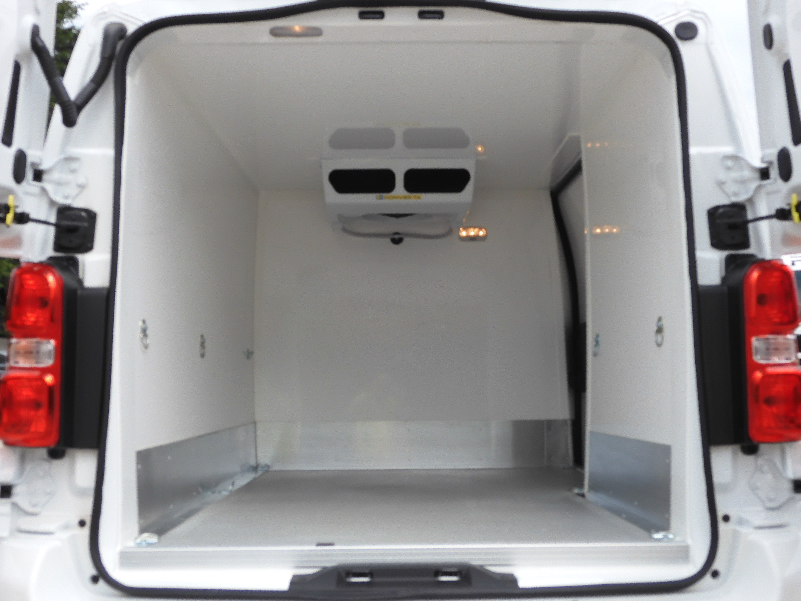 RINZ ROS d.o.o. (GmbH) - Autoutilitare undefined: Foto 60