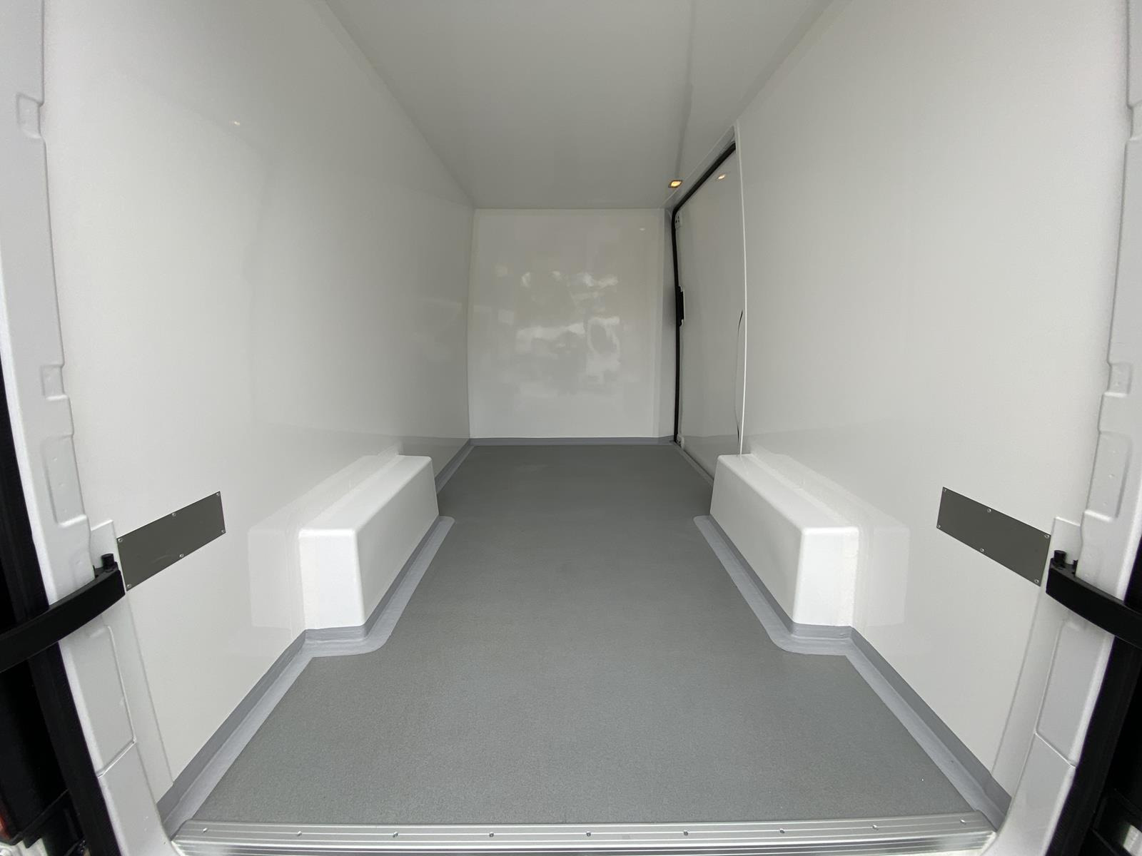 RINZ ROS d.o.o. (GmbH) - Autoutilitare undefined: Foto 31