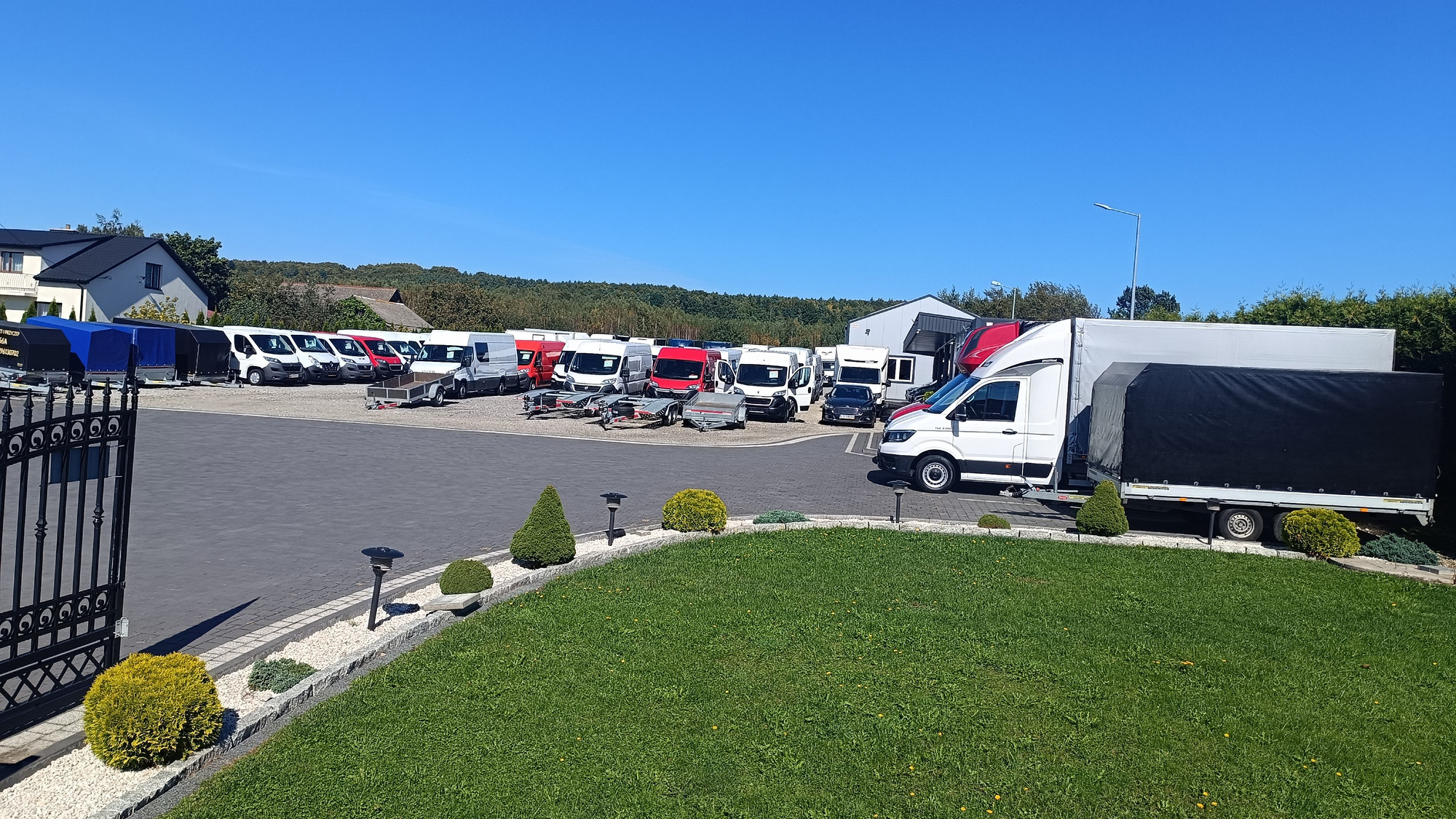 Zbigniew Stachera Przedsiębiorstwo Handlowo Usługowe "PLUS" - Utilaje constructii undefined: Foto 1