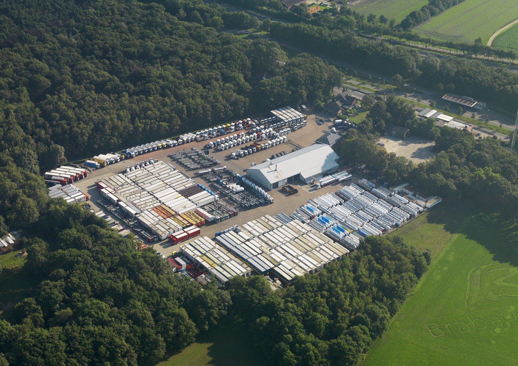 Dingemanse B.V. - Cap tractoare MERCEDES-BENZ Actros 1843 - An: 2016 undefined: Foto 1