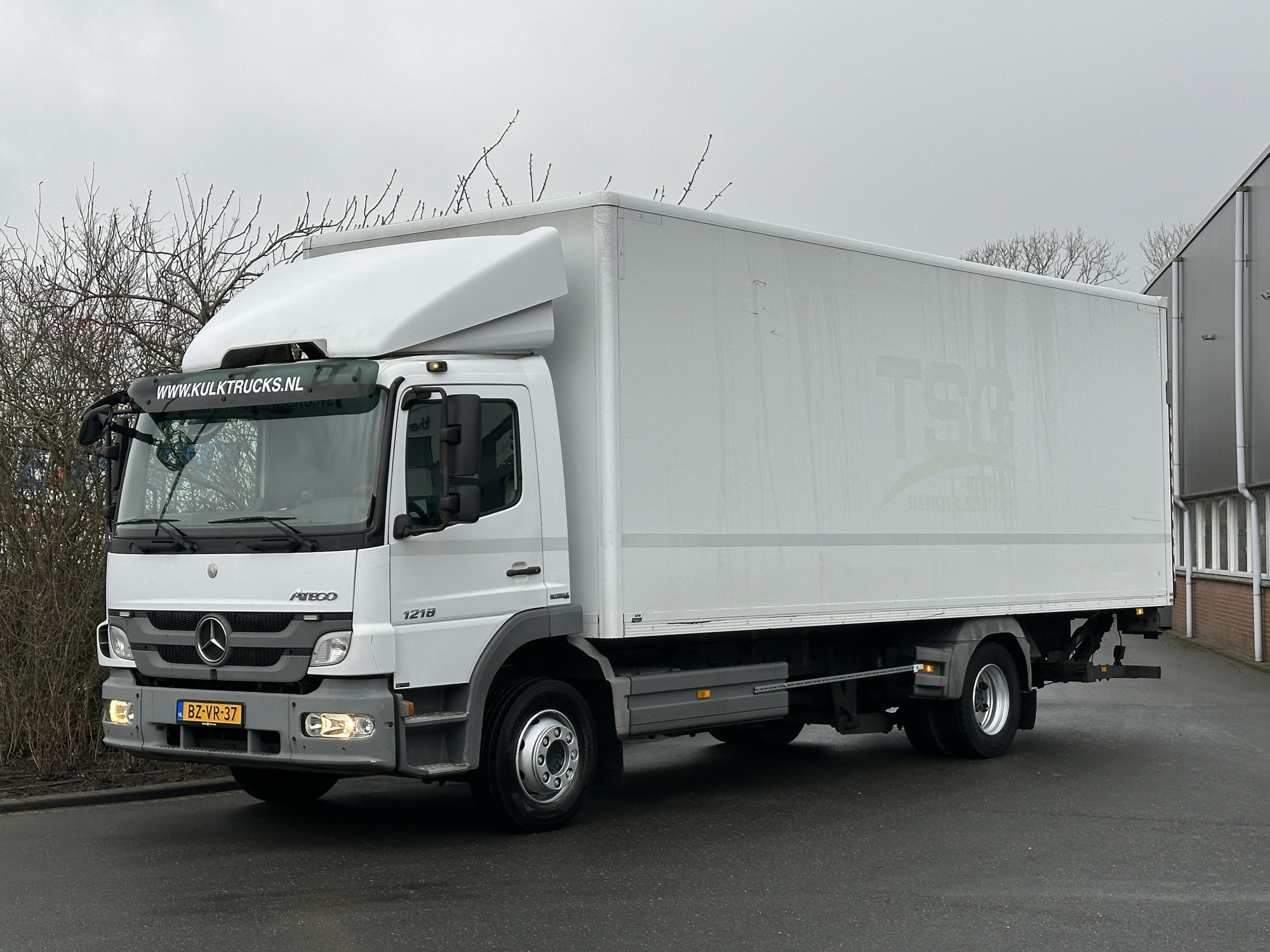 Kulk Trucks - Autoutilitare MERCEDES-BENZ - noul, Euro 6, aer condiționat undefined: Foto 38