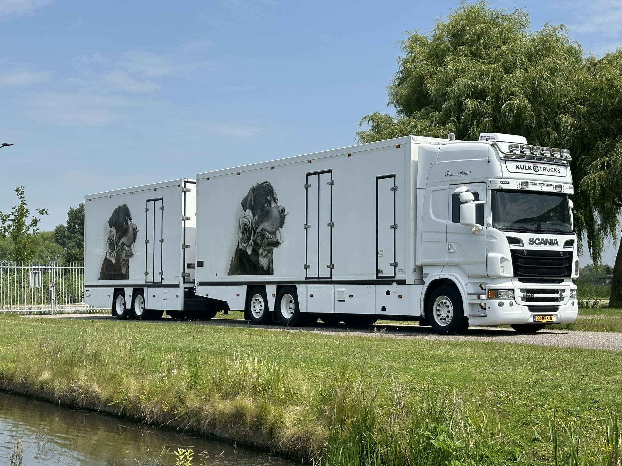 Kulk Trucks - Autoutilitare MERCEDES-BENZ - noul, Euro 6, aer condiționat undefined: Foto 1