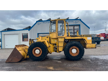 Încărcător frontal pe pneuri FAUN