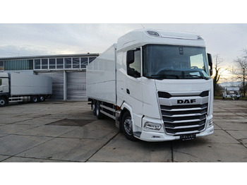 Camion pentru transportul băuturilor DAF XG 480