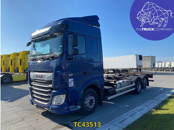 Camion transport containere/ Swap body DAF XF