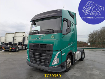 Cap tractor VOLVO FH 500