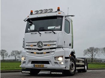 Camion şasiu MERCEDES-BENZ Actros