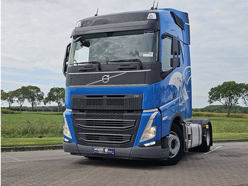 Cap tractor VOLVO FH 460