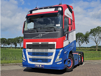 Cap tractor VOLVO FH 460