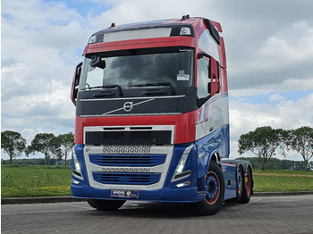 Cap tractor VOLVO FH 460