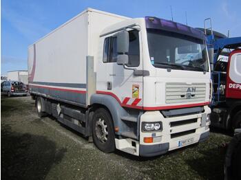 Camion furgon MAN