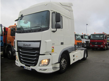 Cap tractor DAF XF 105 460