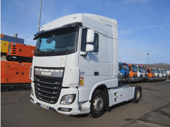 Cap tractor DAF XF 105 460