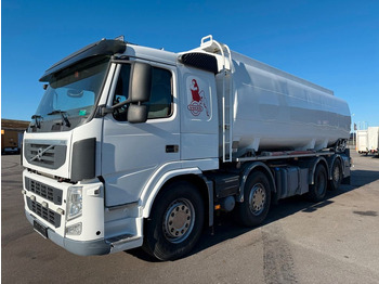 Camion cisternă VOLVO FM 460