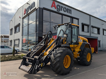 Încărcător frontal pe pneuri JCB 435S